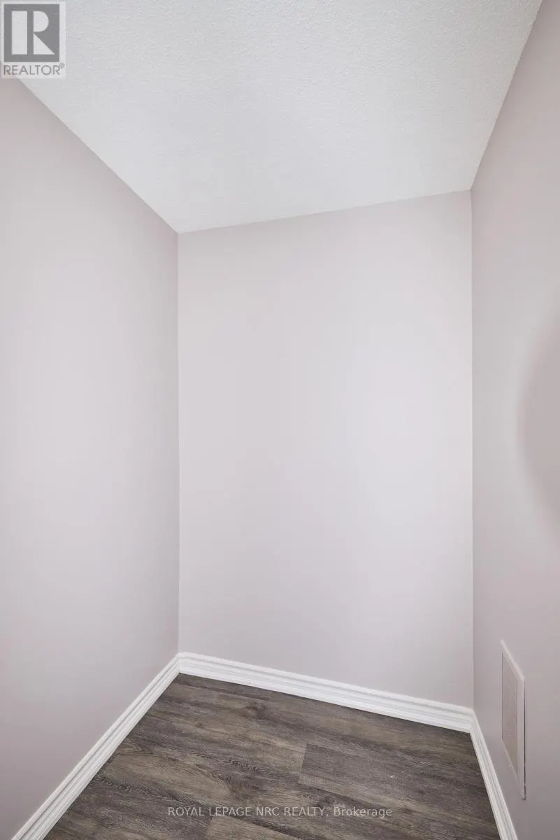 11 - 4839 DRUMMOND ROAD #11