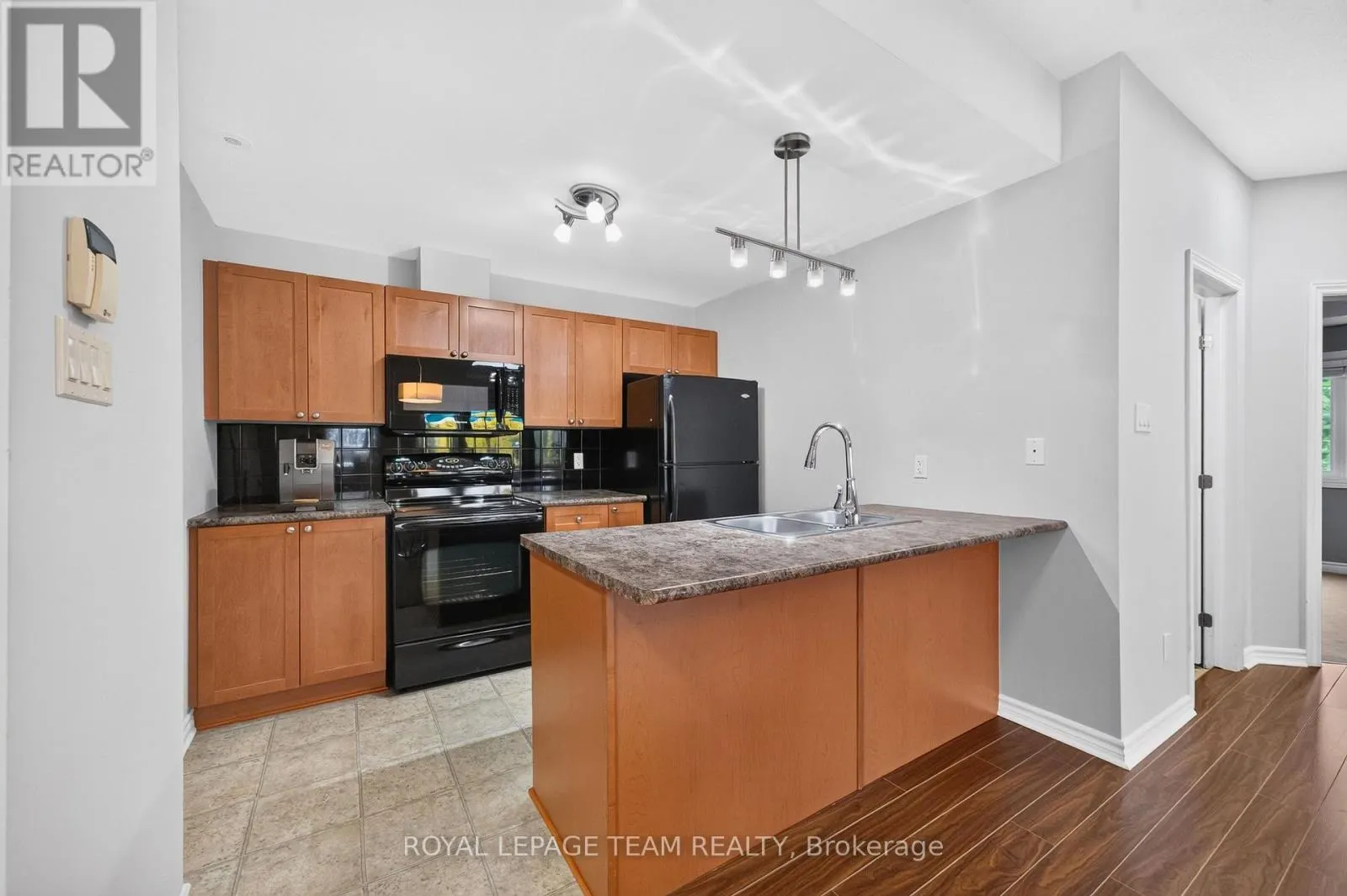 173-C CRESTWAY DRIVE