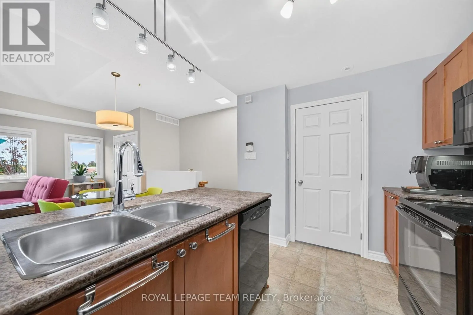 173-C CRESTWAY DRIVE