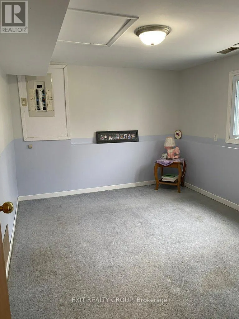 87 BERNARD LONG ROAD