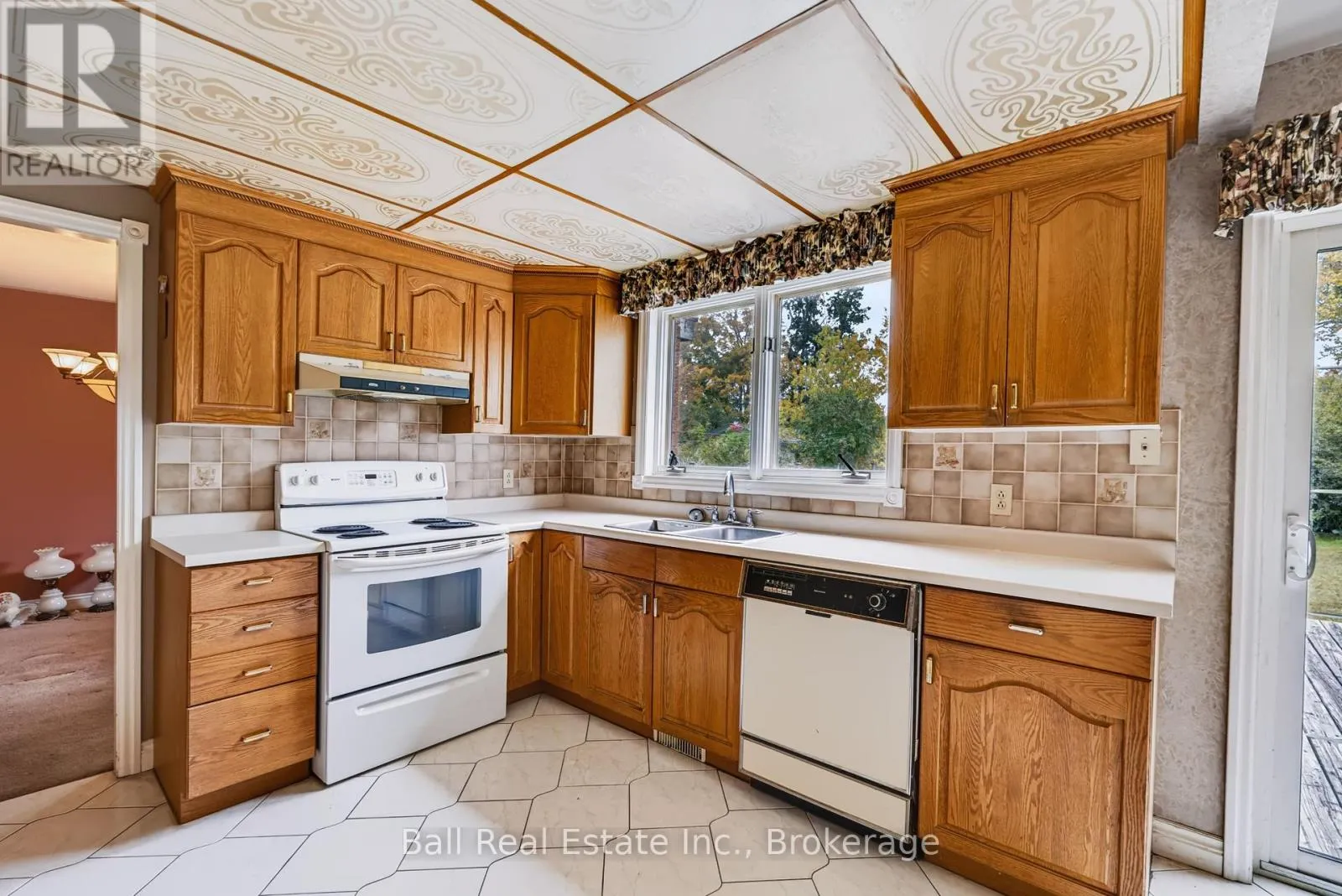 793 HEWITT DRIVE