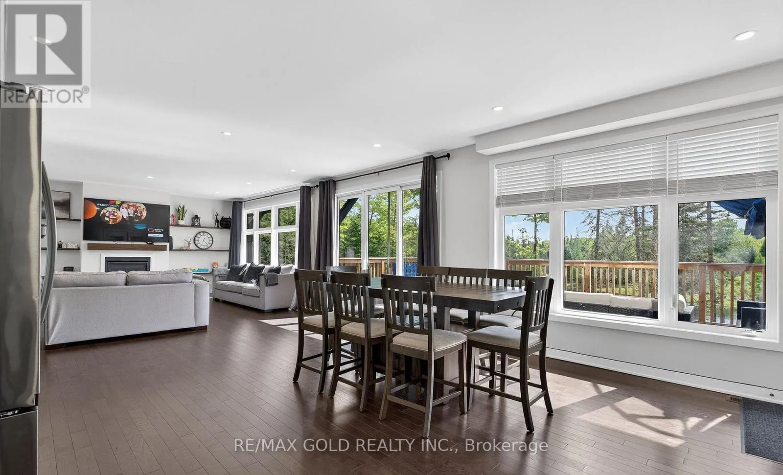 3 - 1011 RIDGELINE DRIVE