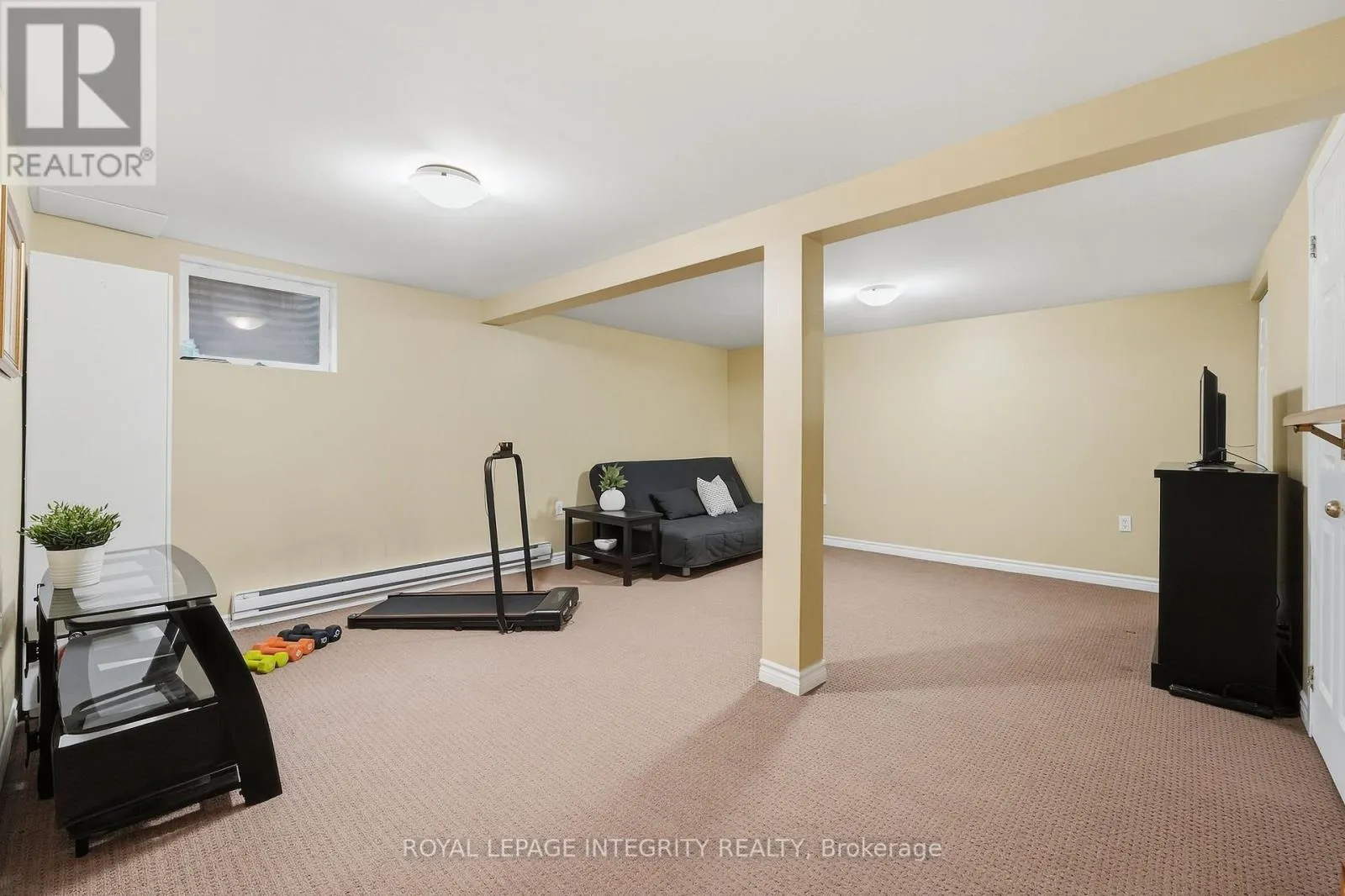 248 SALTER CRESCENT
