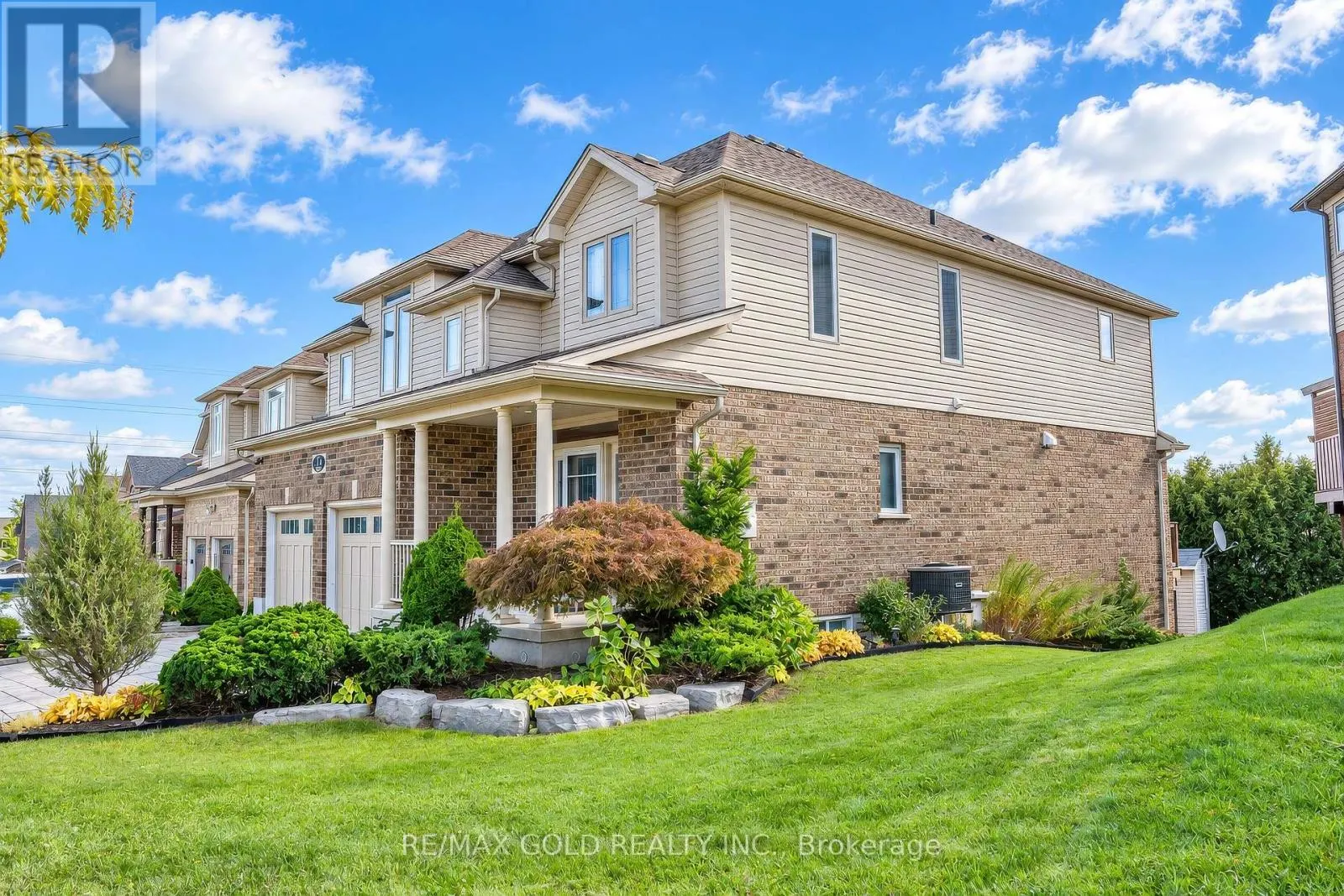 31 MELINDA STREET W