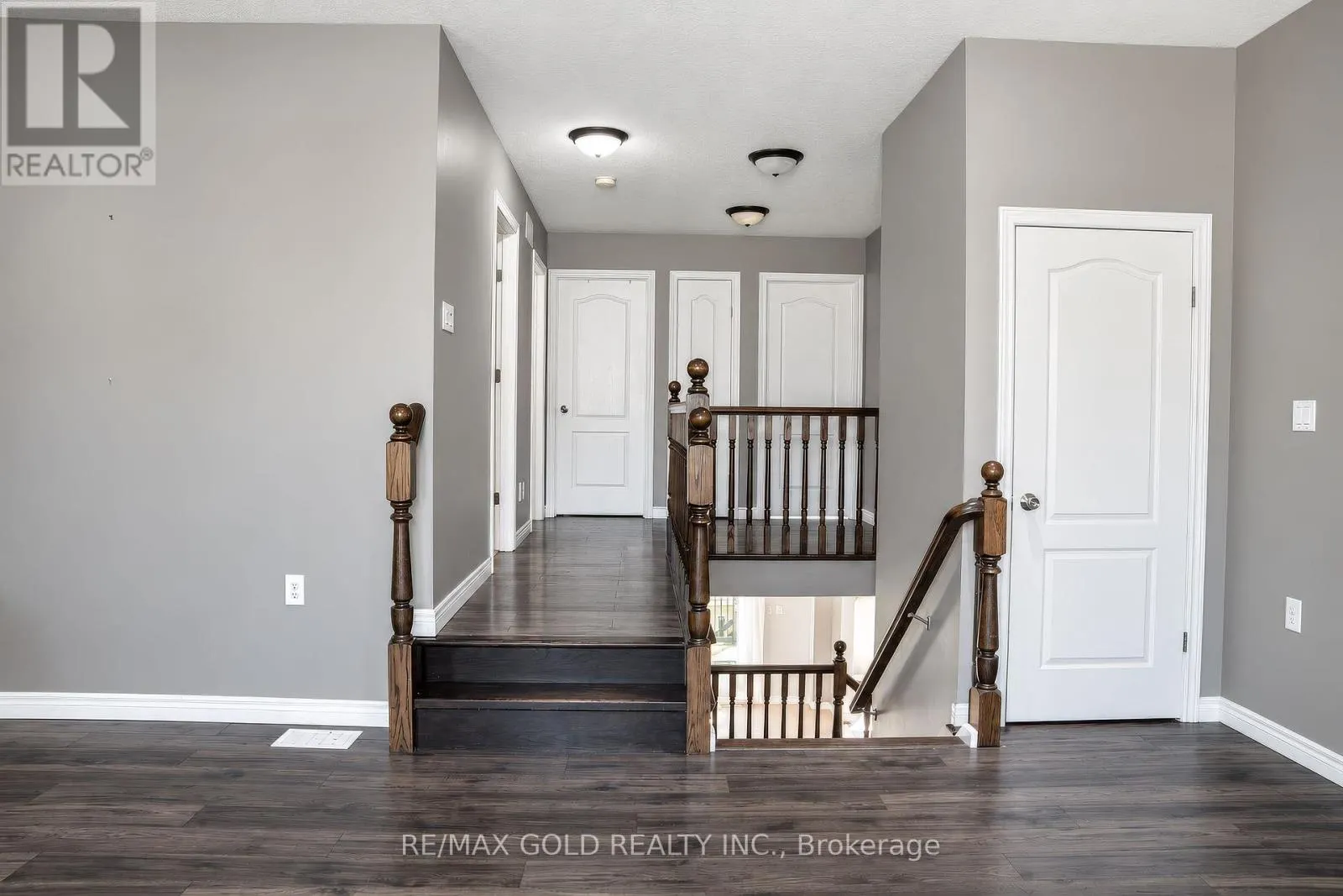 31 MELINDA STREET W