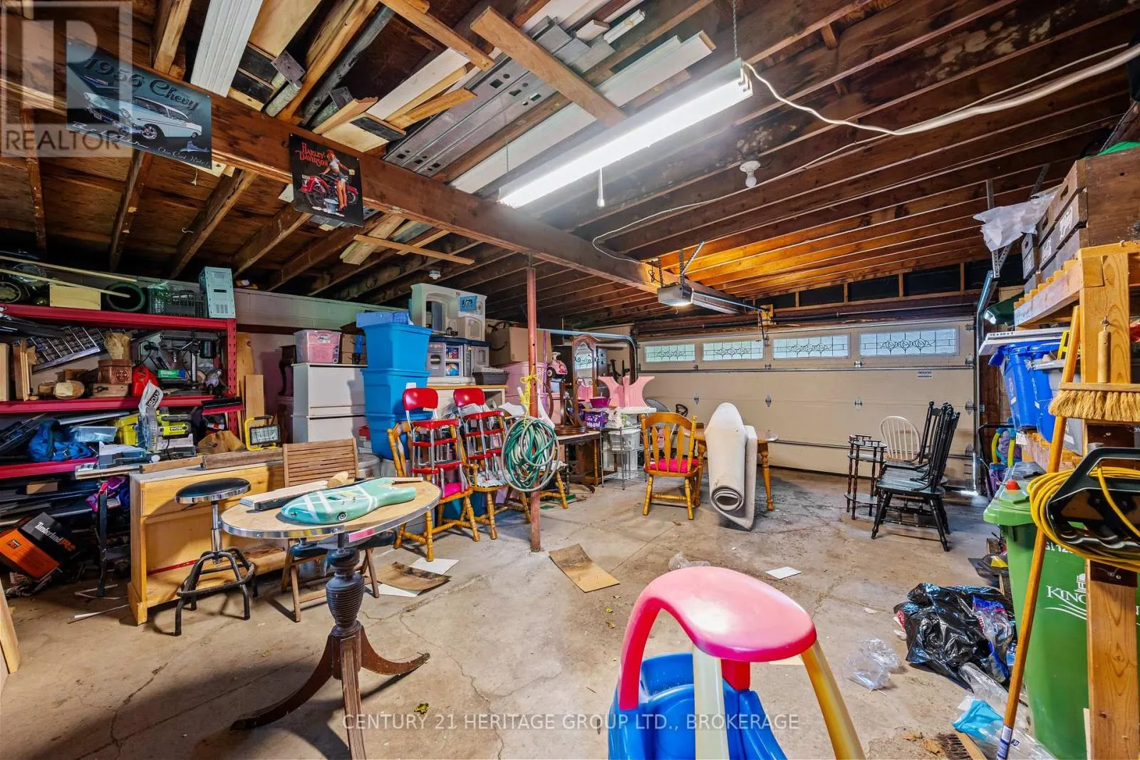 413 MAPLE RIDGE DRIVE