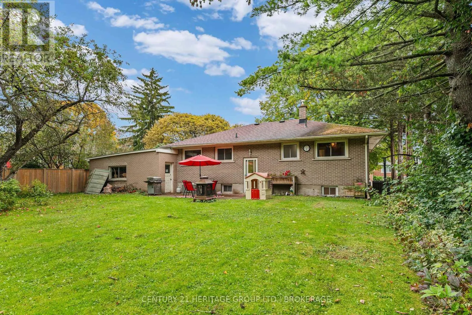 413 MAPLE RIDGE DRIVE