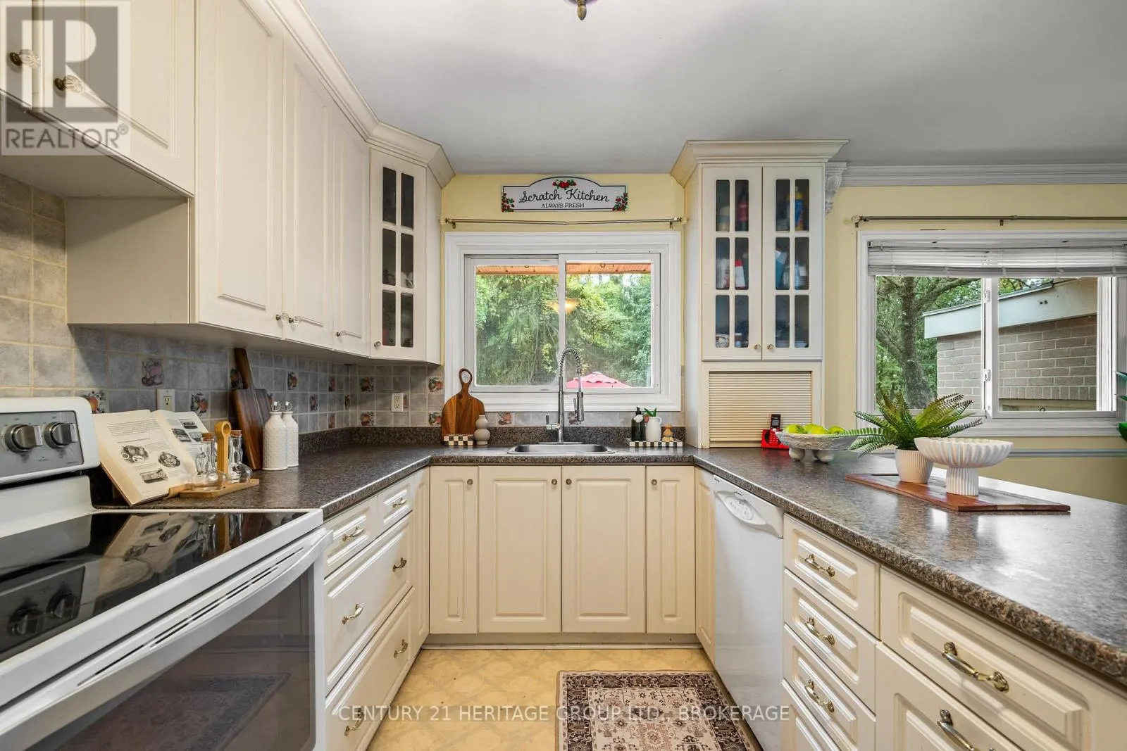 413 MAPLE RIDGE DRIVE
