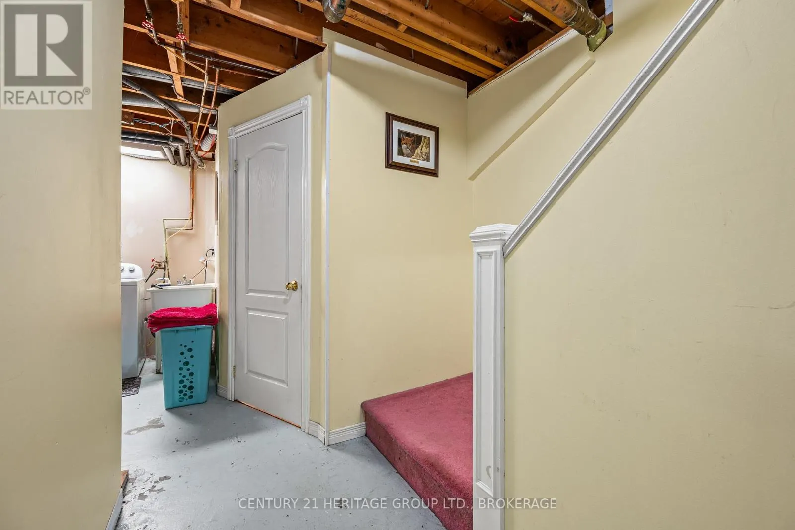 413 MAPLE RIDGE DRIVE