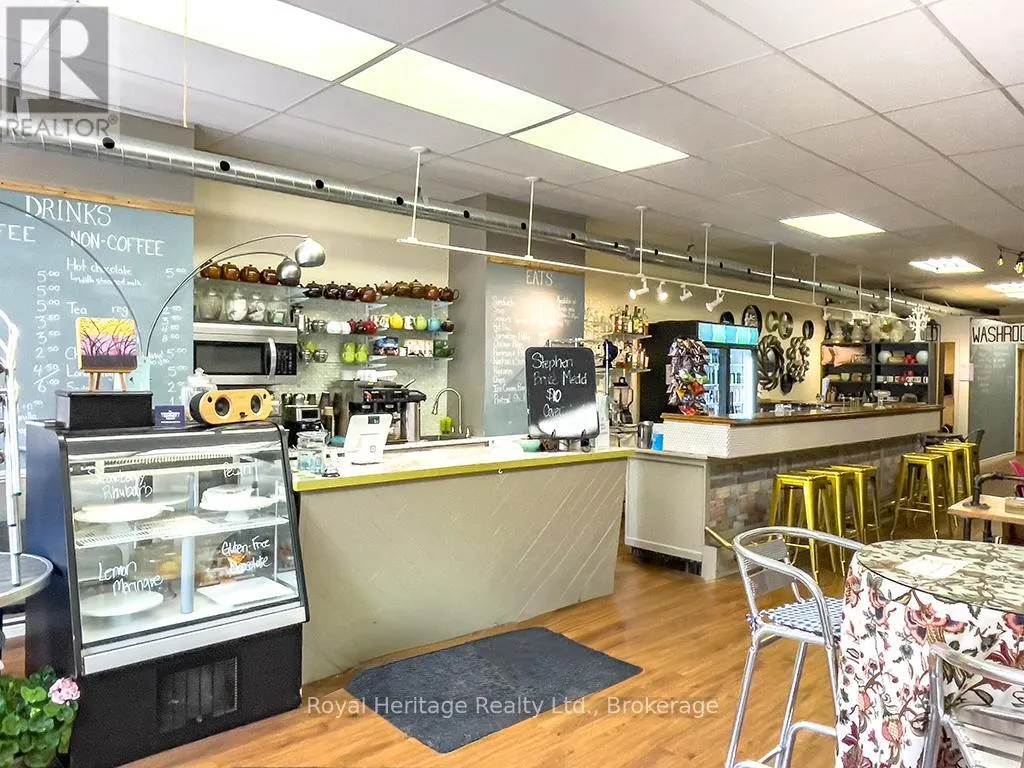313 FRONT STREET