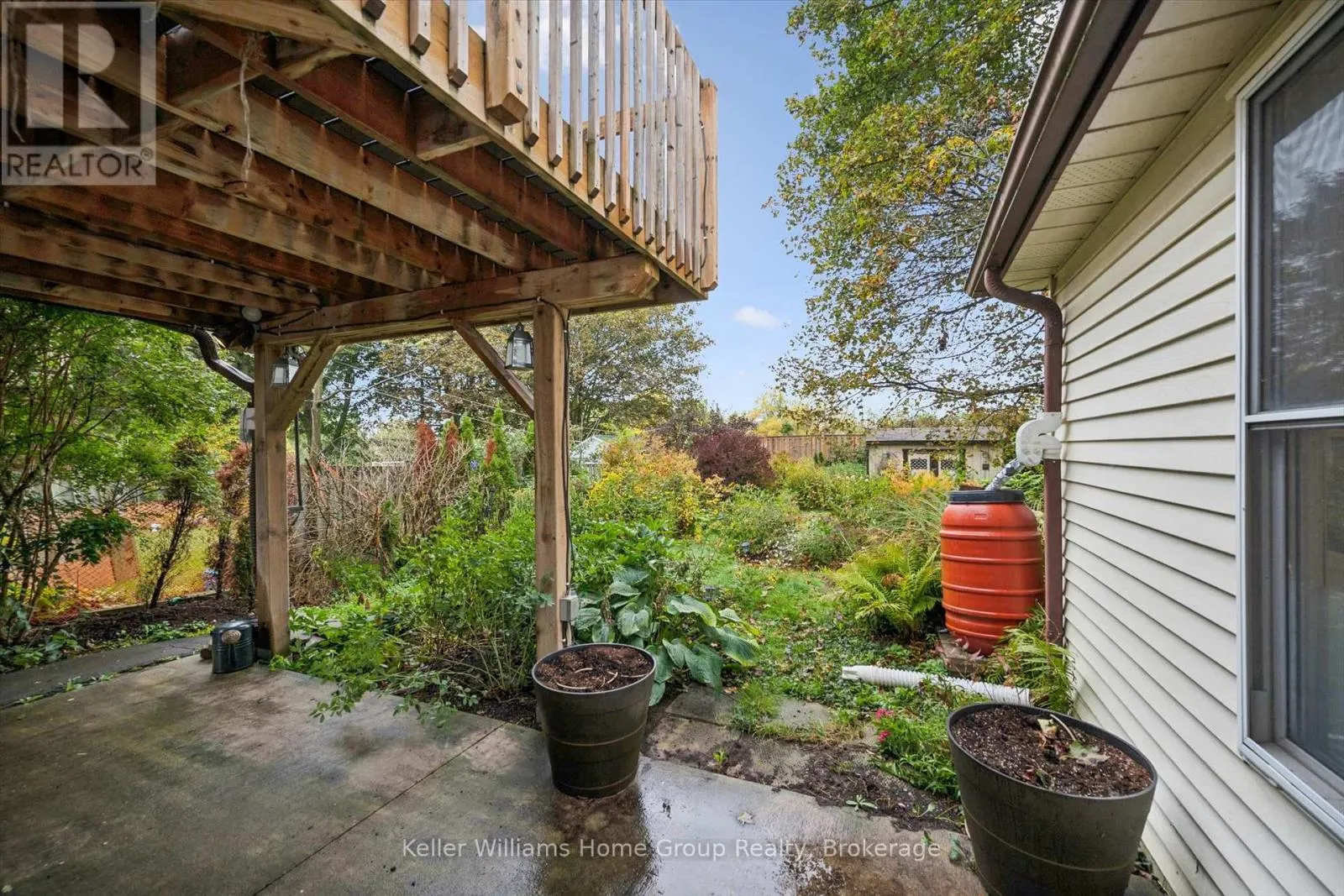 497 FORFAR STREET E