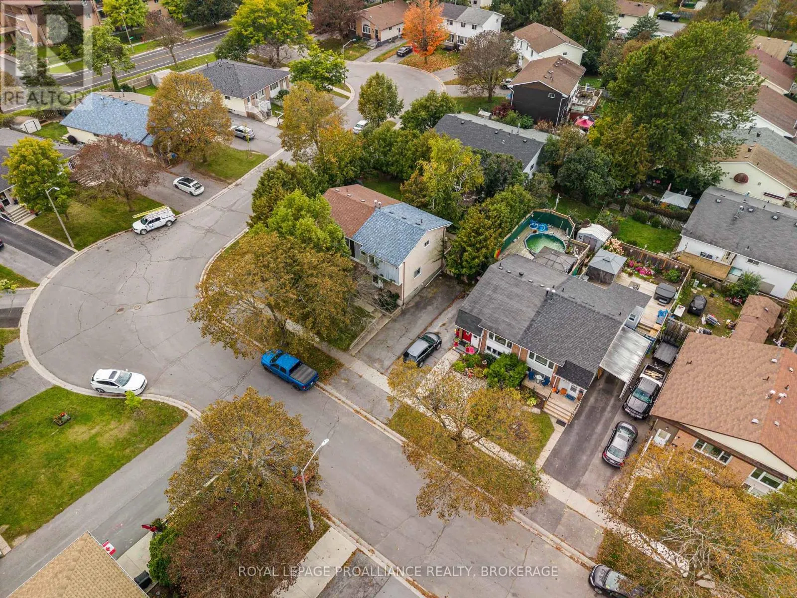 42 WYCLIFFE CRESCENT