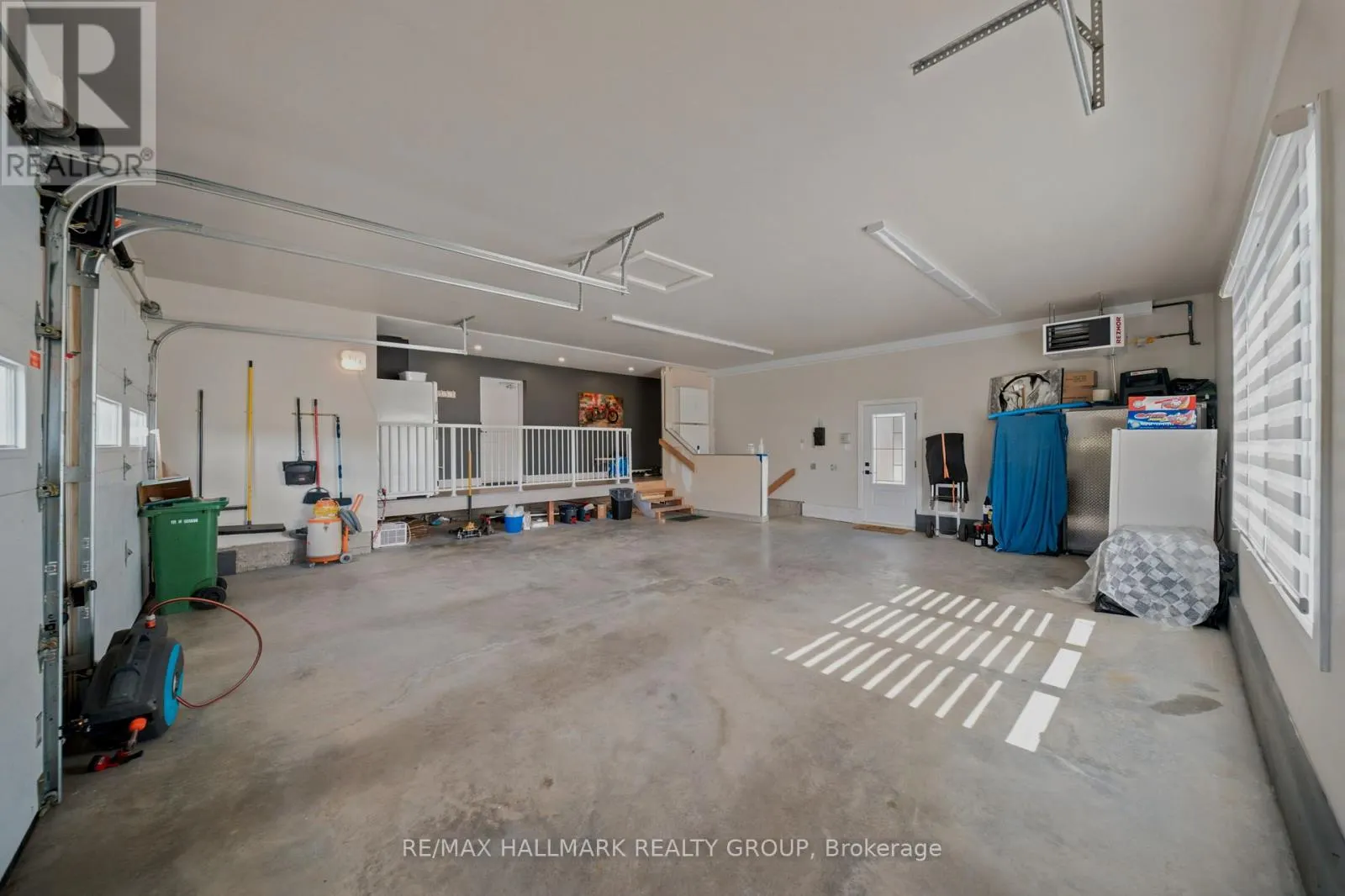 3515 FRONT ROAD E