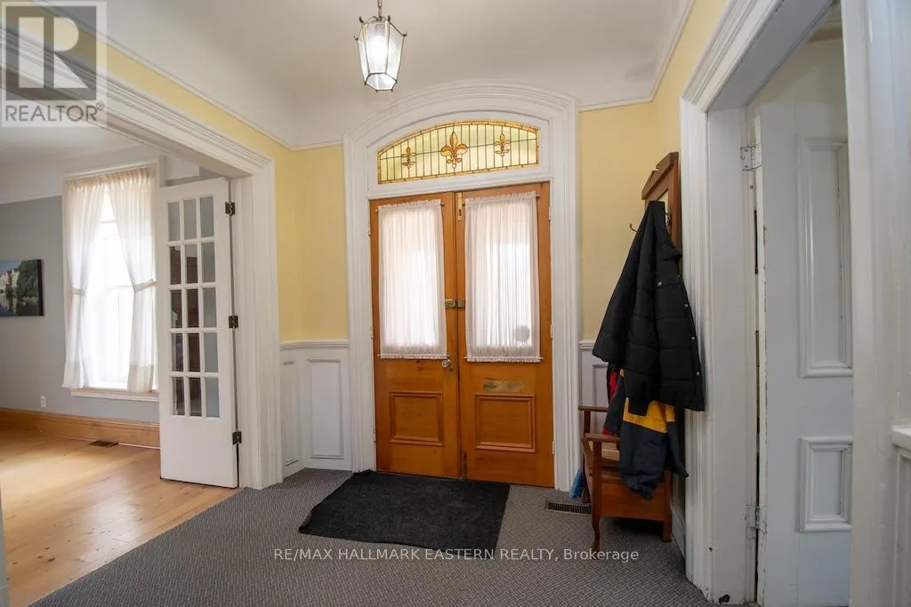 813 WATER STREET
