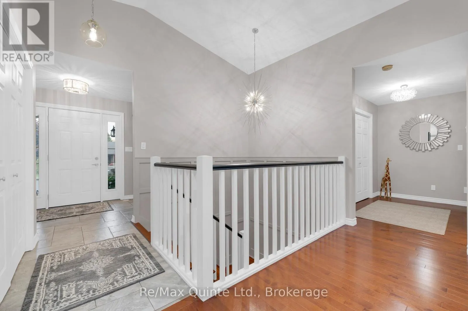 5 HICKORY COURT