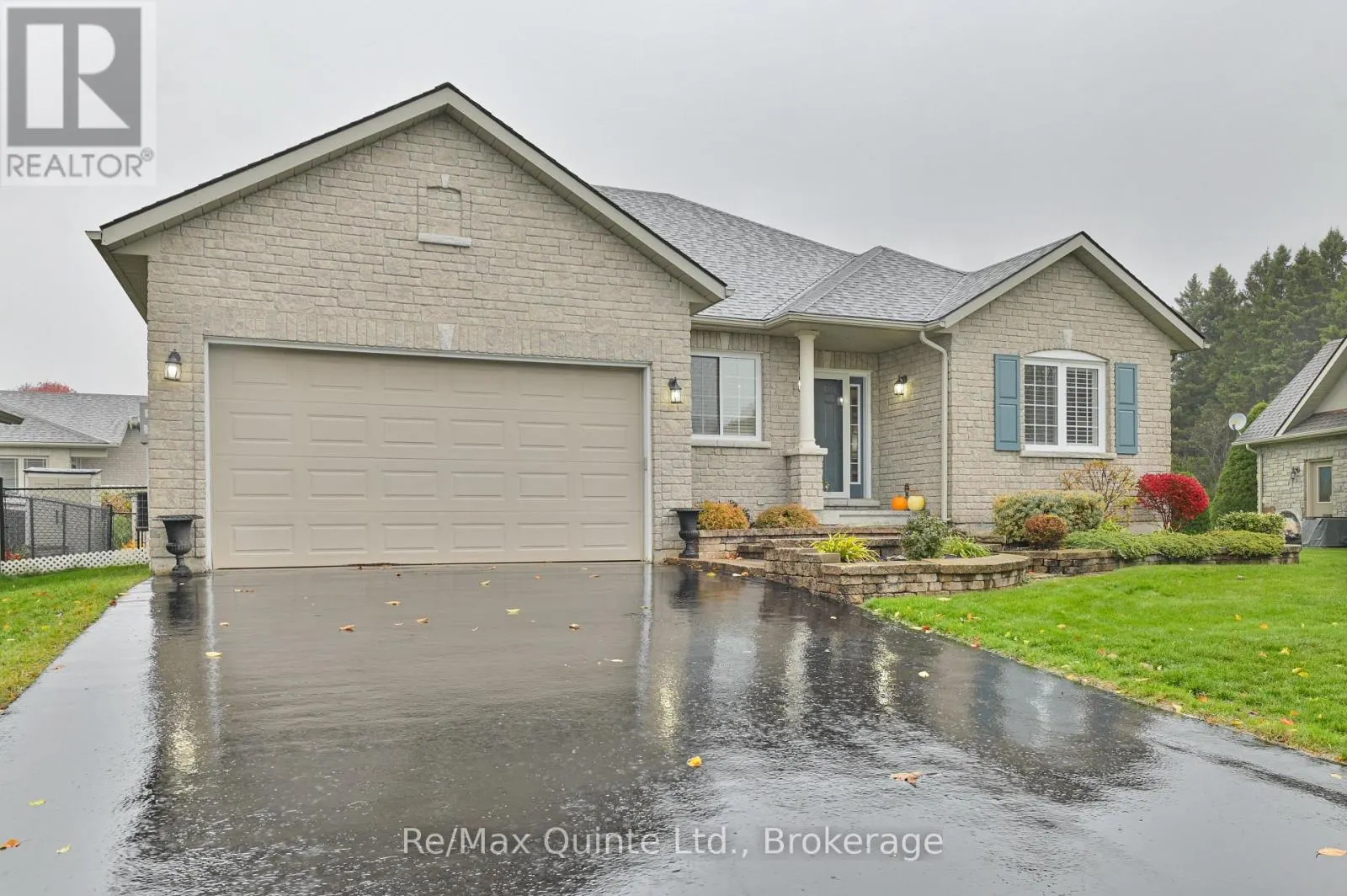 5 HICKORY COURT
