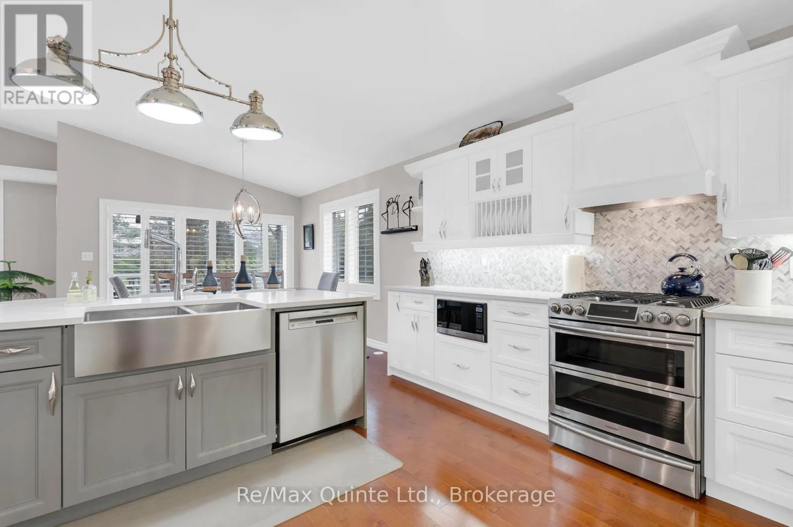 5 HICKORY COURT