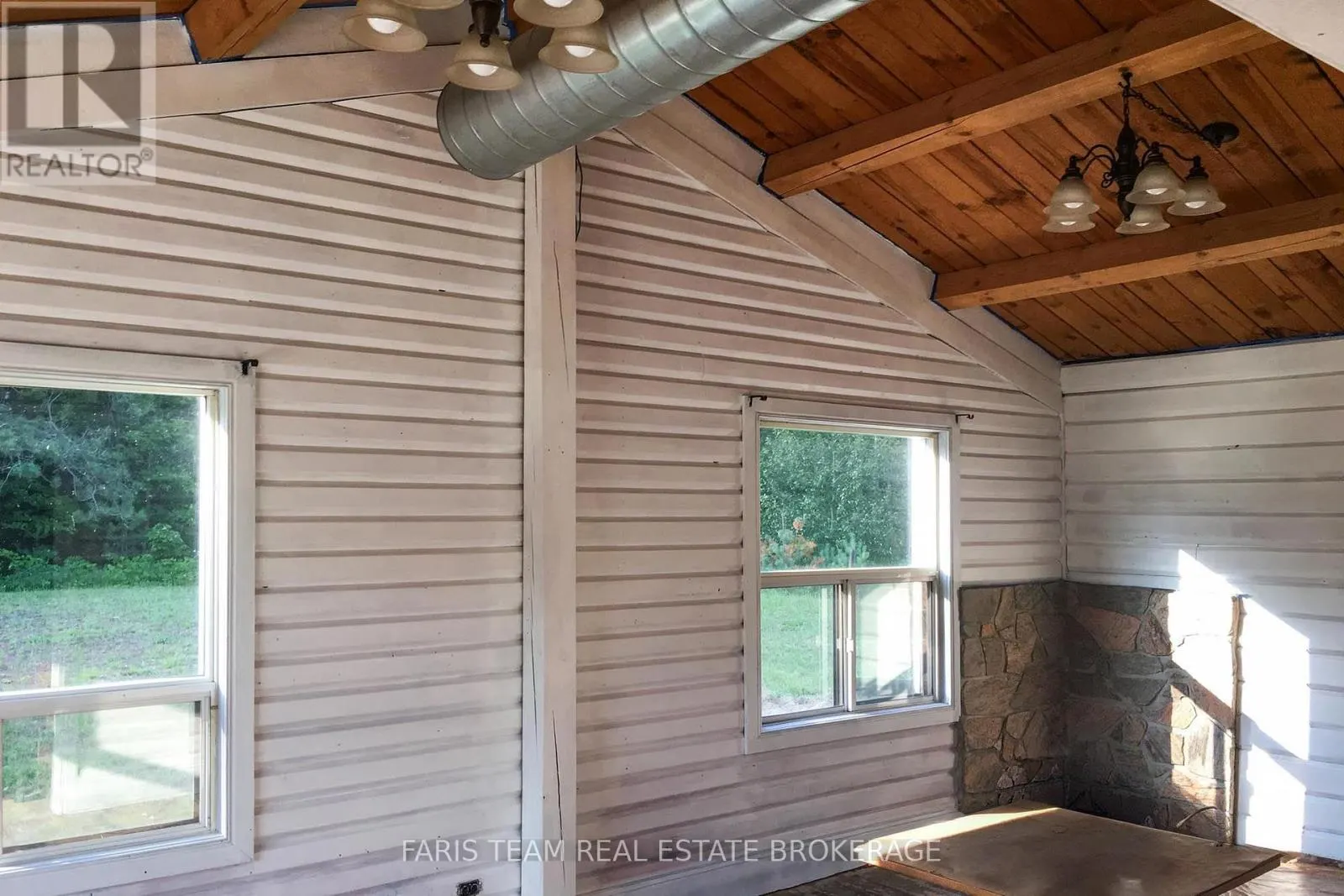 2180-2186 HIGHWAY 141