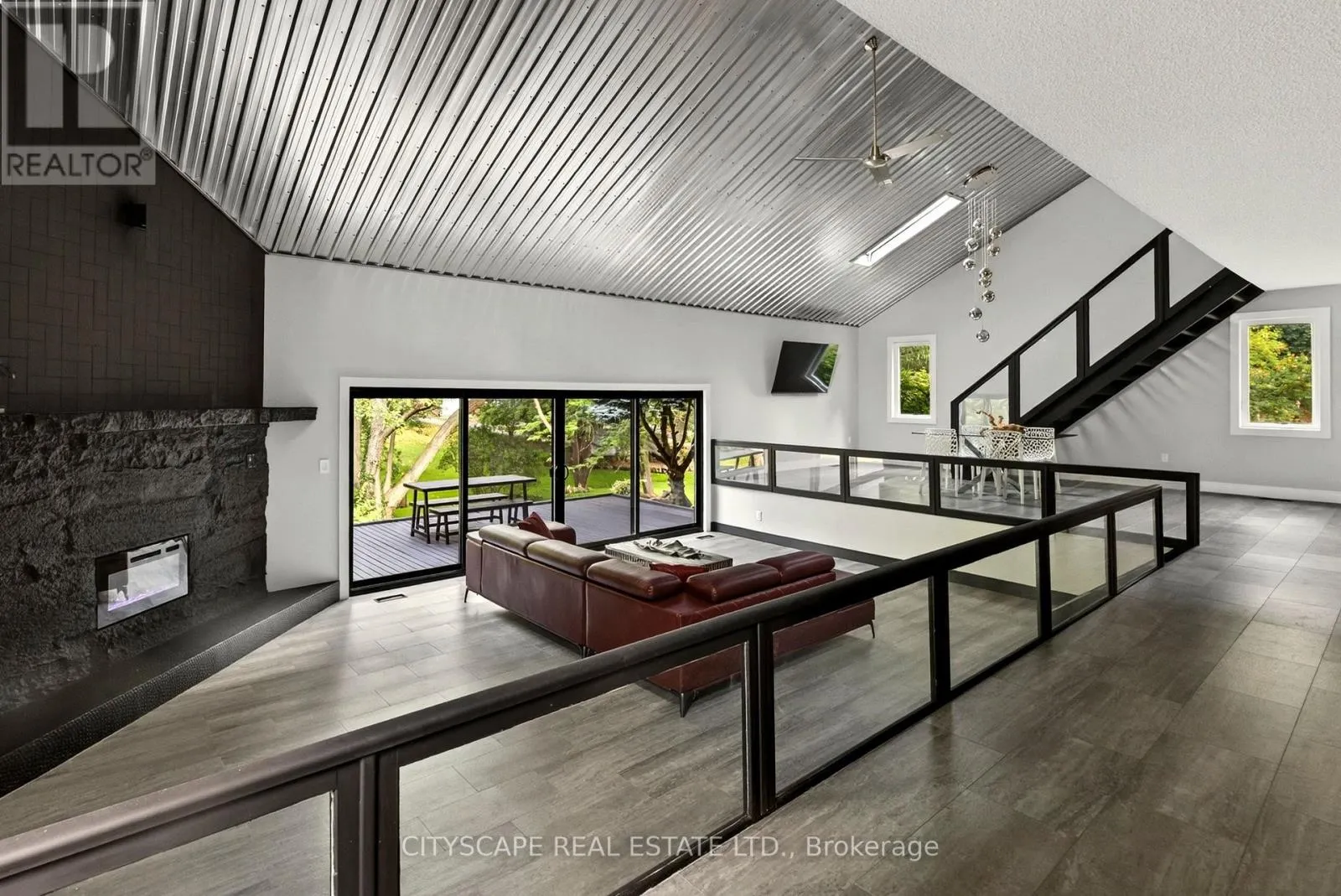 5 FIRELANE 14B ROAD