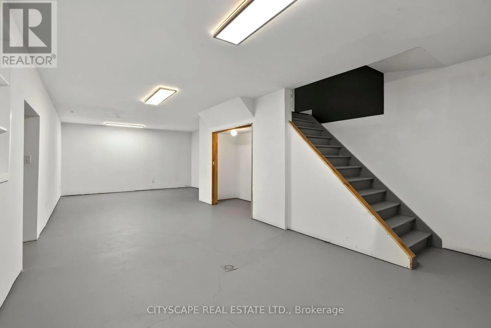 5 FIRELANE 14B ROAD