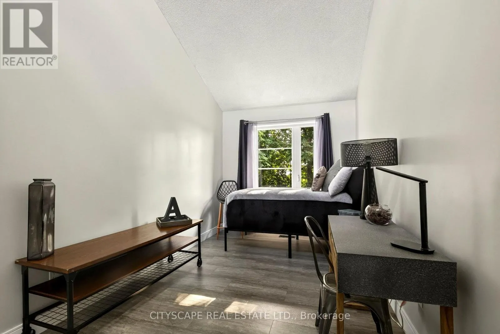 5 FIRELANE 14B ROAD