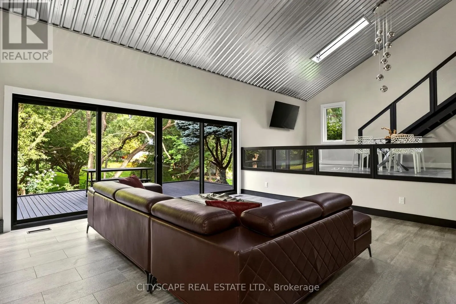 5 FIRELANE 14B ROAD