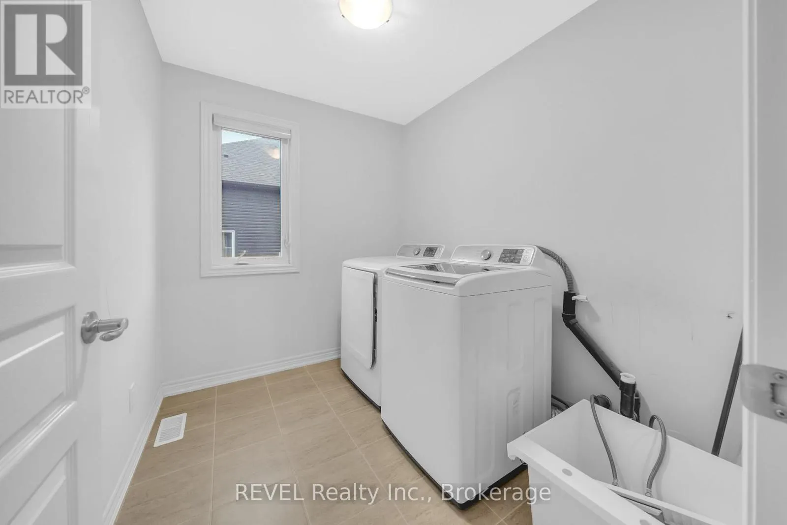 3547 DOMINION ROAD