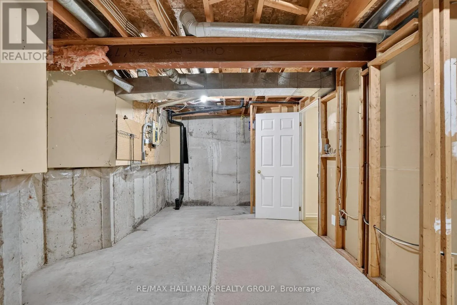 49 ROBARTS CRESCENT