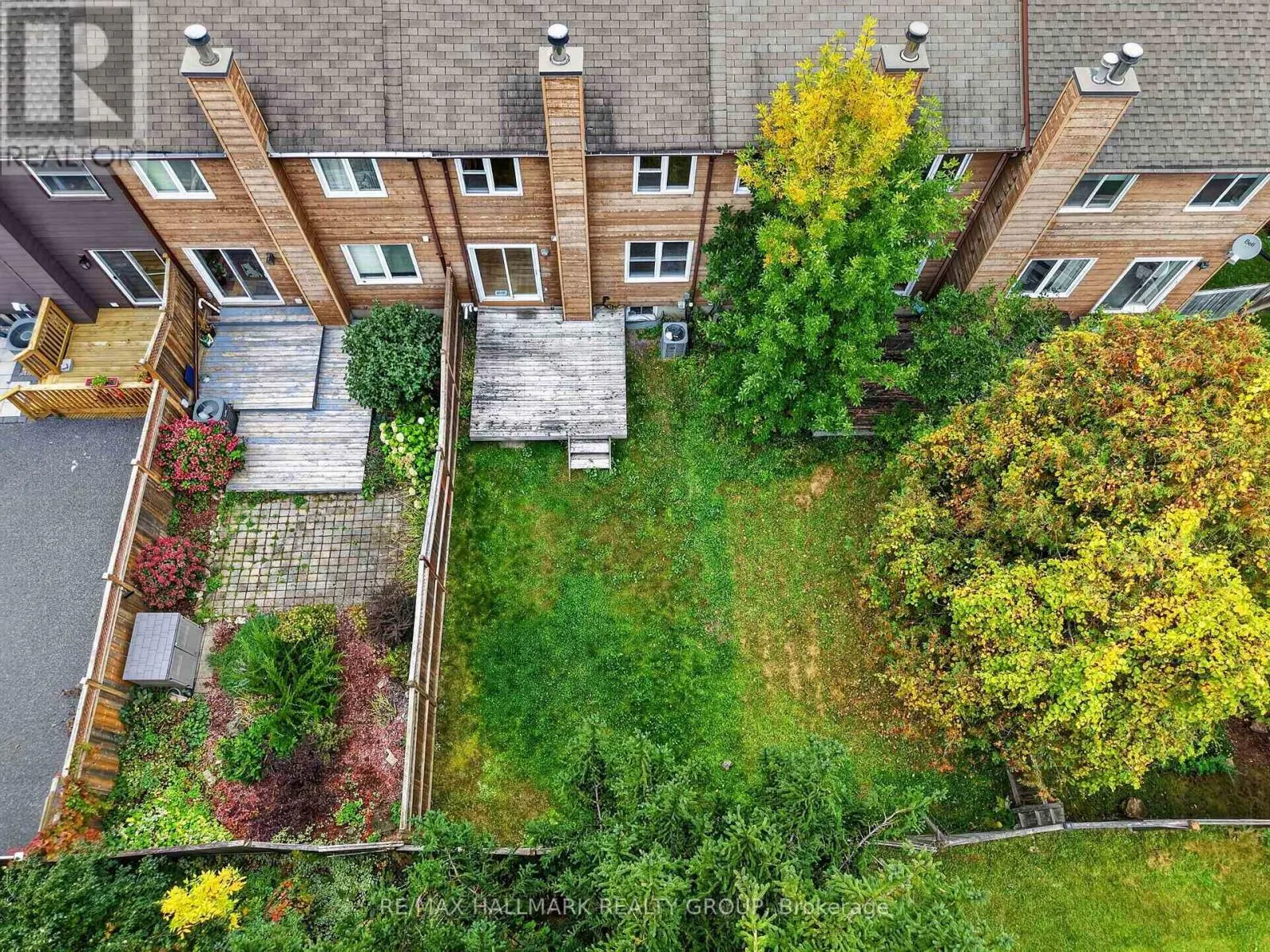 49 ROBARTS CRESCENT