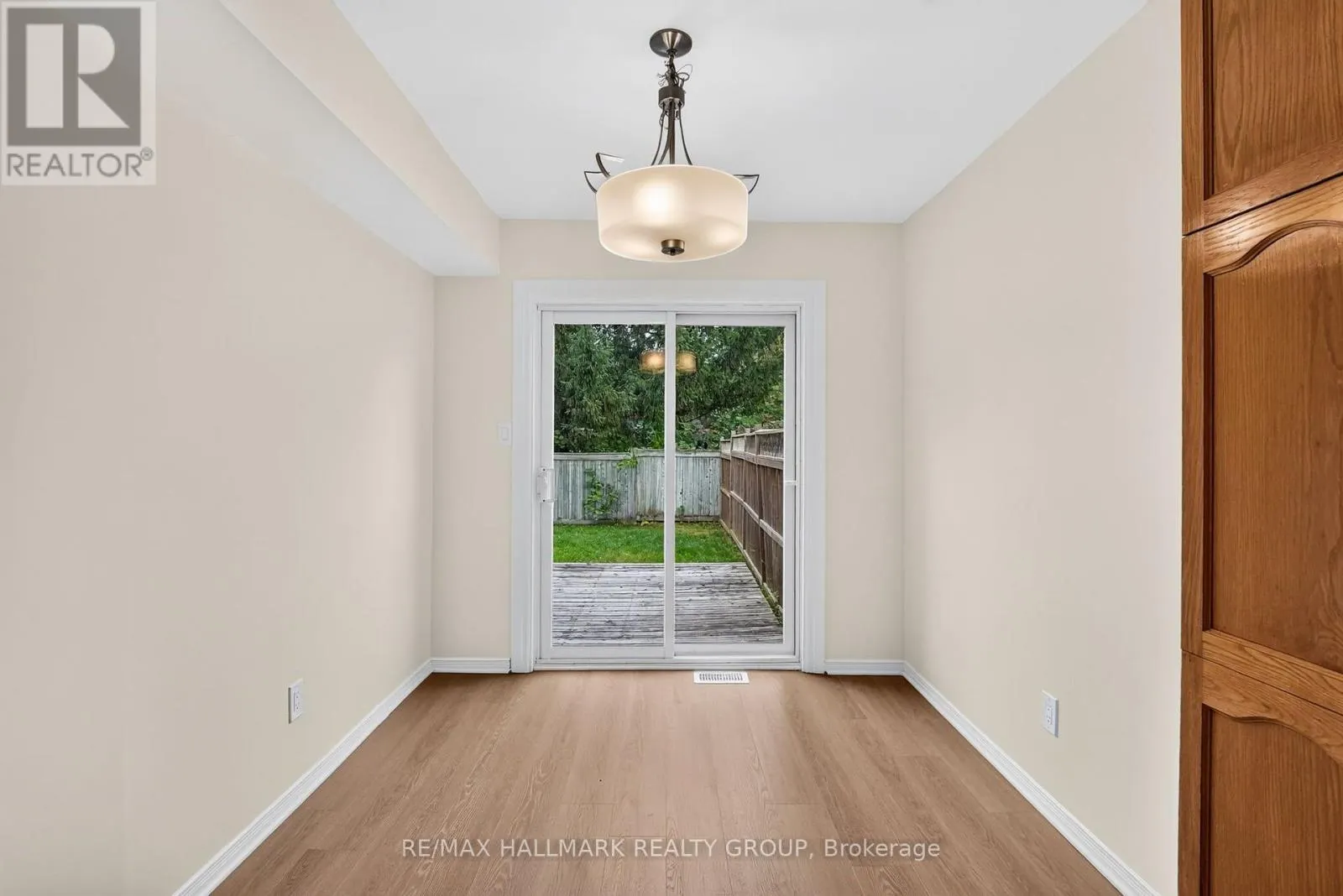 49 ROBARTS CRESCENT
