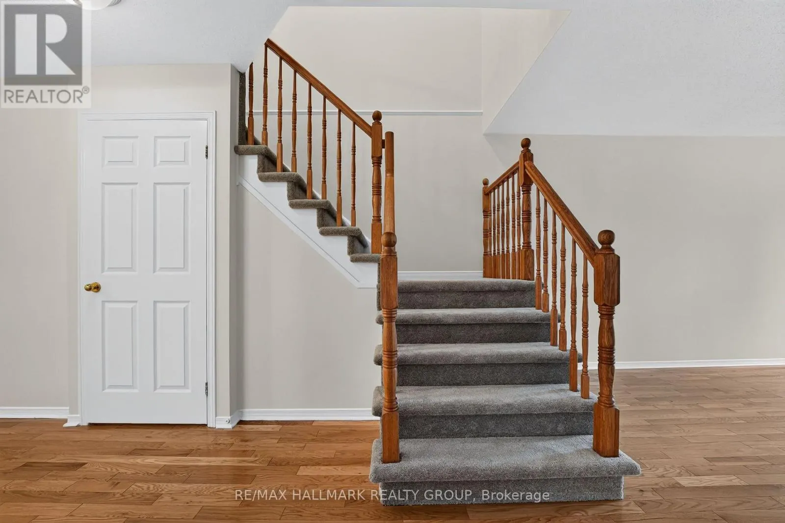 49 ROBARTS CRESCENT