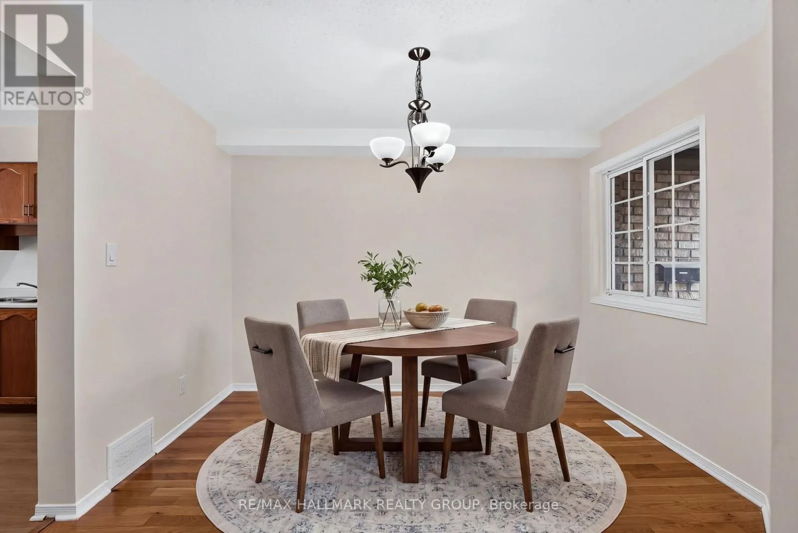 49 ROBARTS CRESCENT