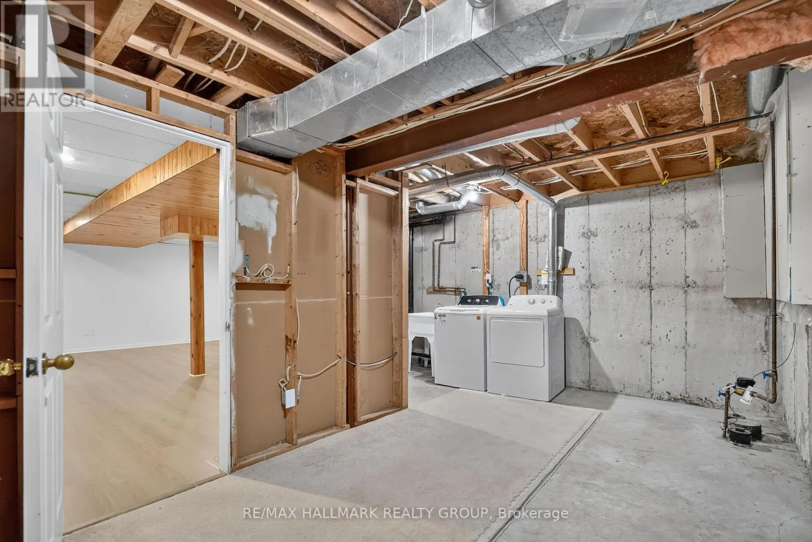 49 ROBARTS CRESCENT