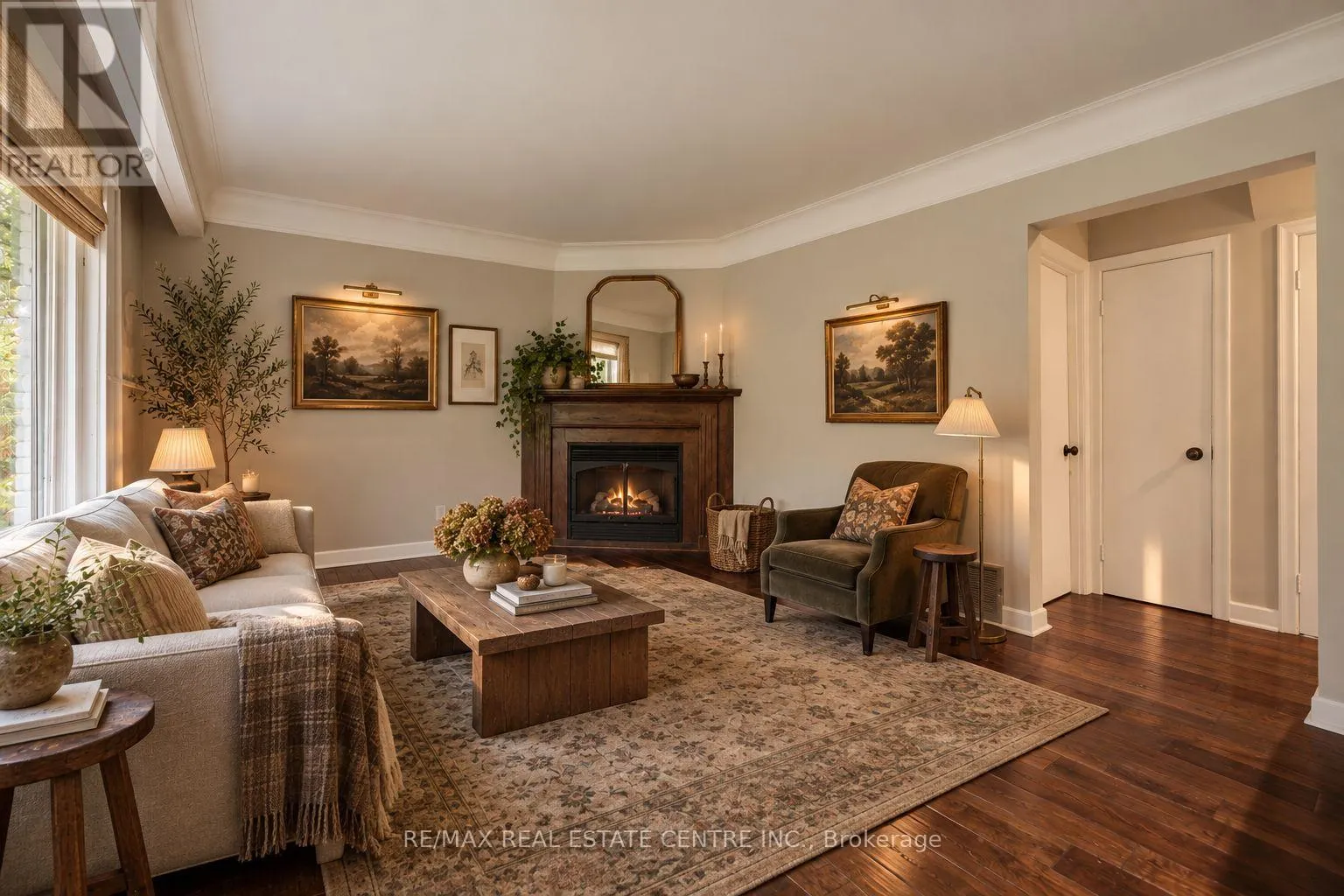 4 LINCOLN CRESCENT
