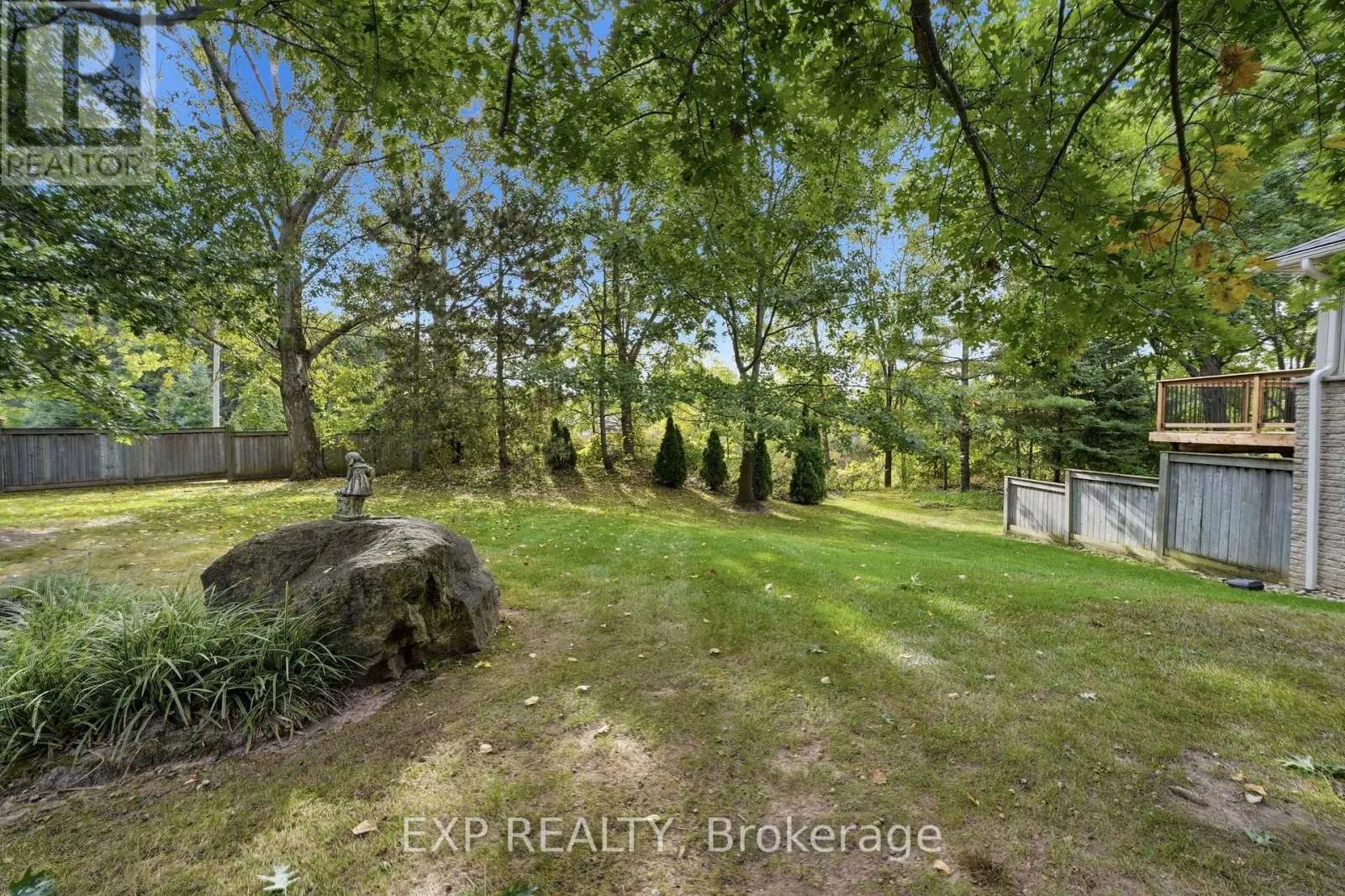 22 - 3241 MONTROSE ROAD #22
