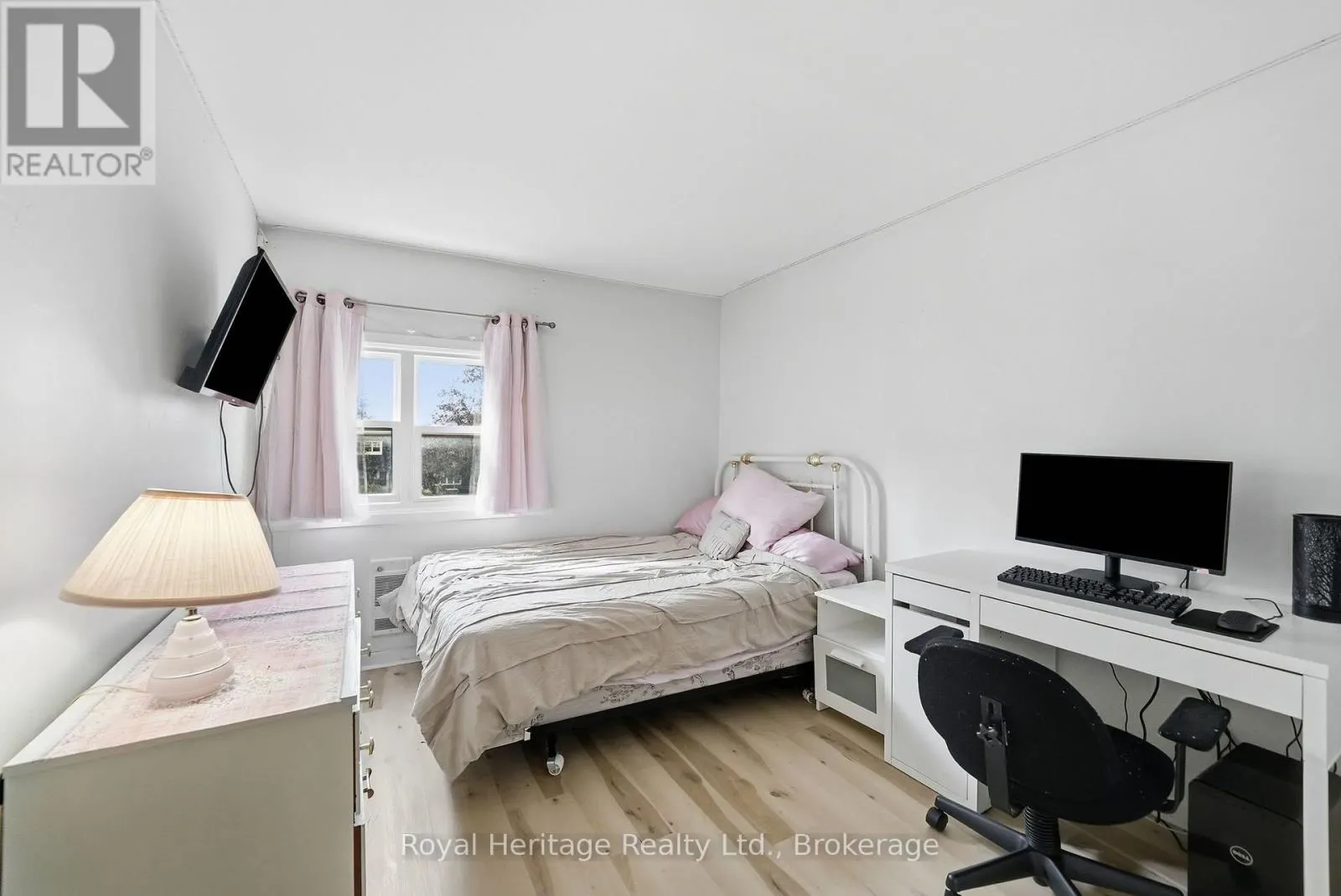 13 - 162 CROMWELL STREET #13