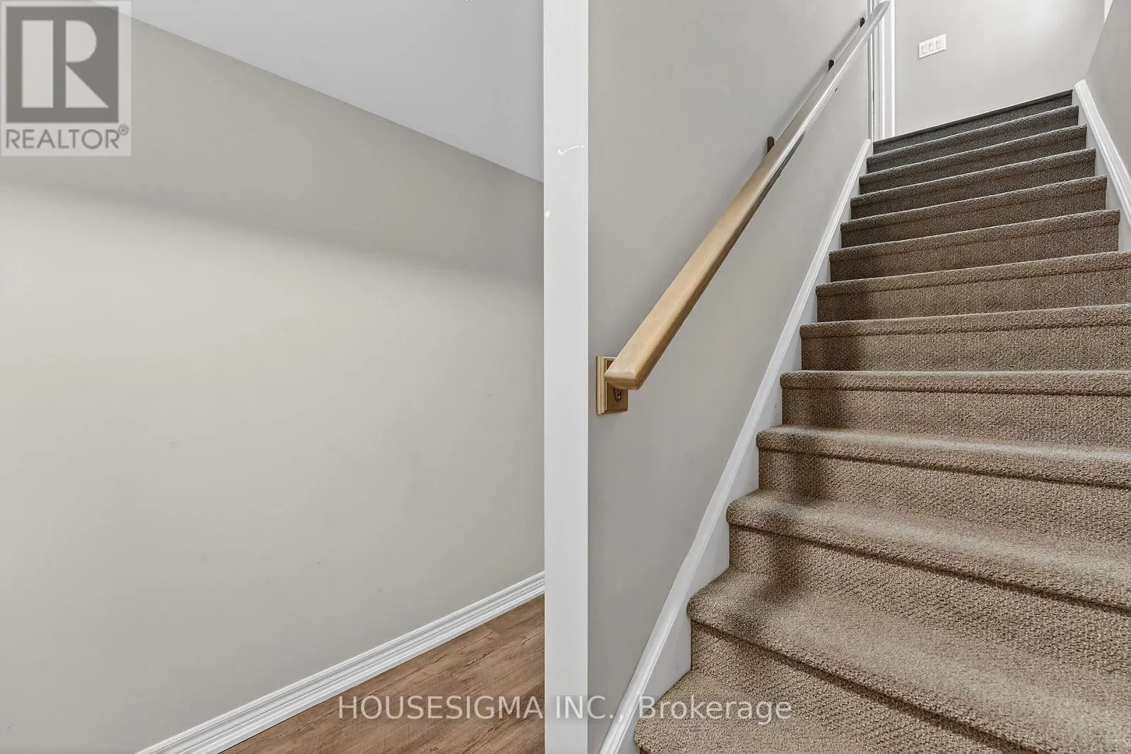14 LAMB (LOWER LEVEL) CRESCENT