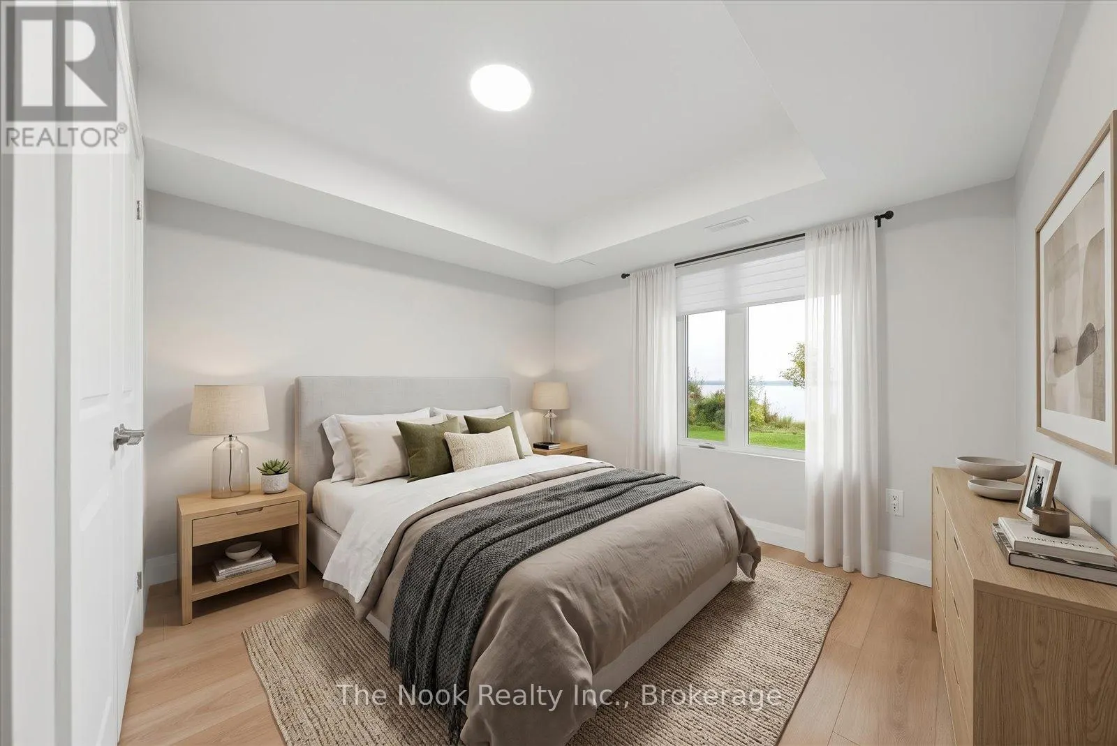 16 - 19 WEST STREET N #16