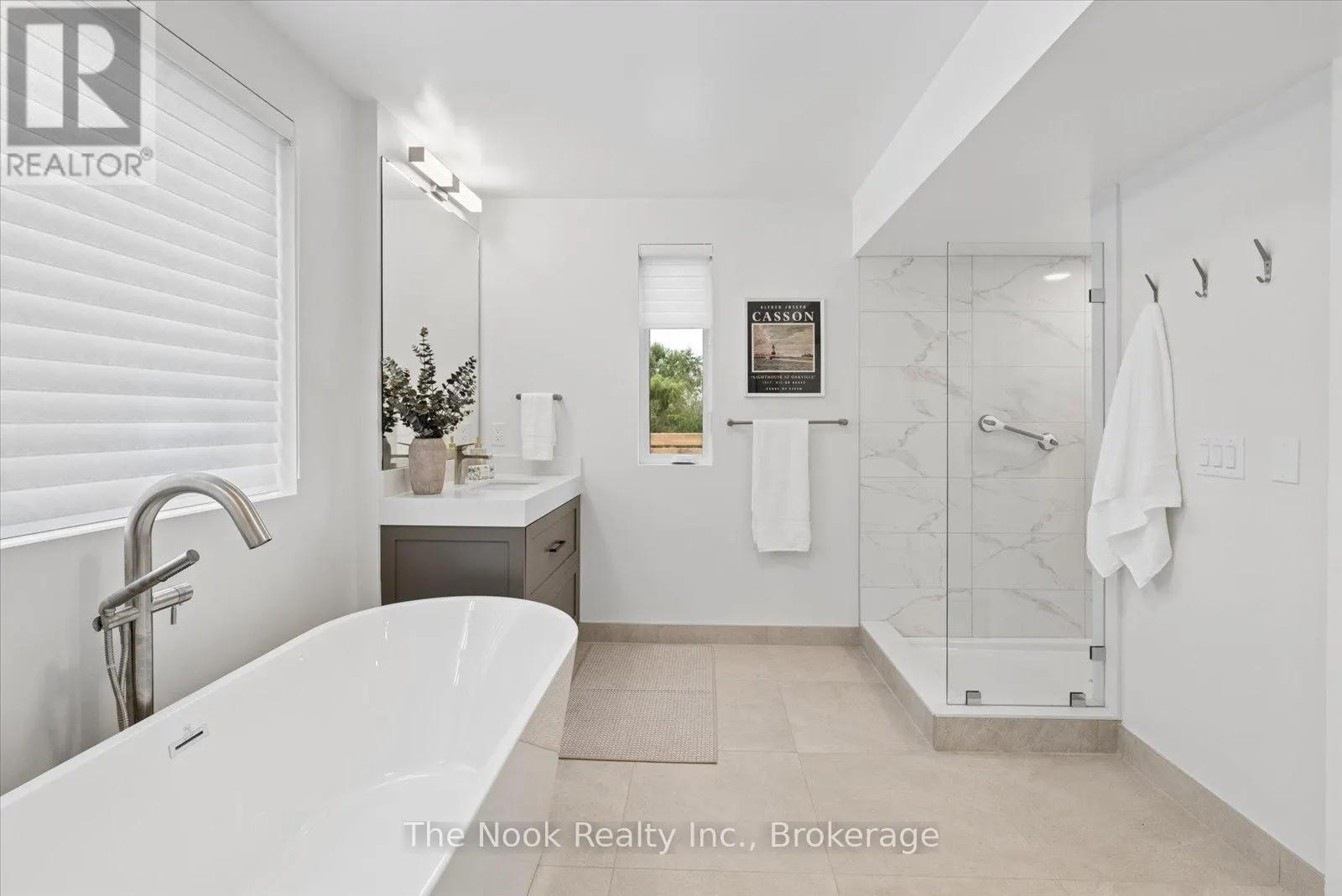 16 - 19 WEST STREET N #16