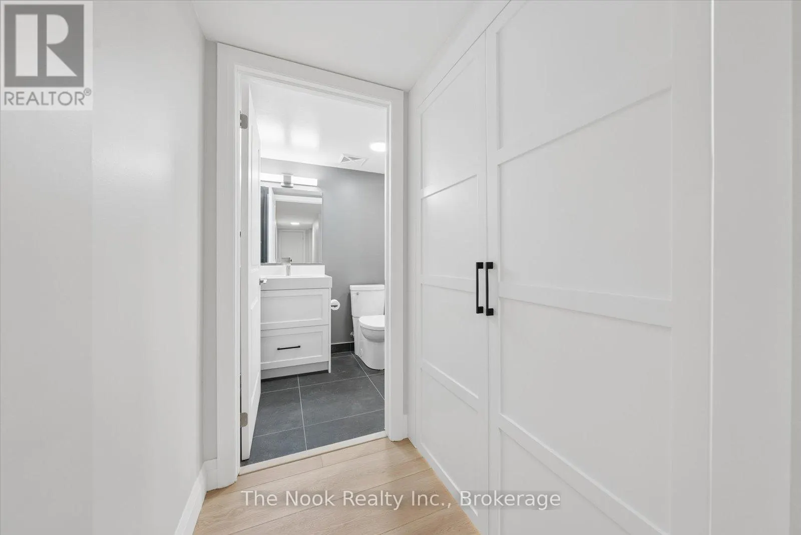 16 - 19 WEST STREET N #16