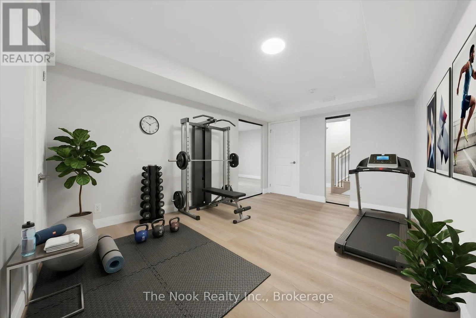 16 - 19 WEST STREET N #16