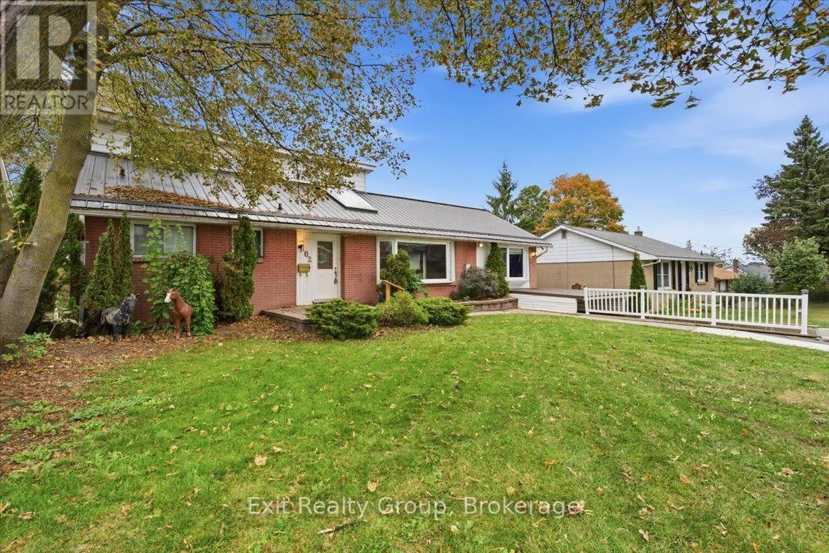 102 ORCHARD DRIVE