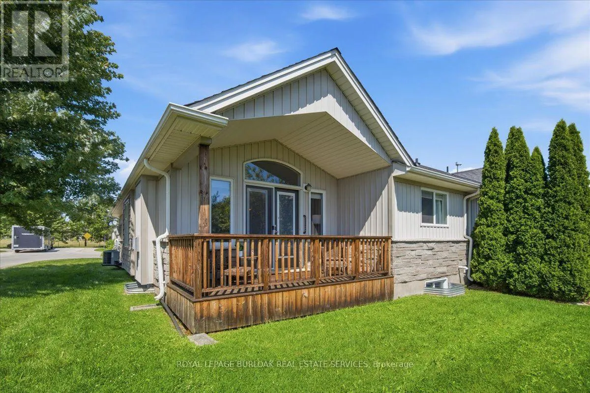 6 SUNNYDALE COURT