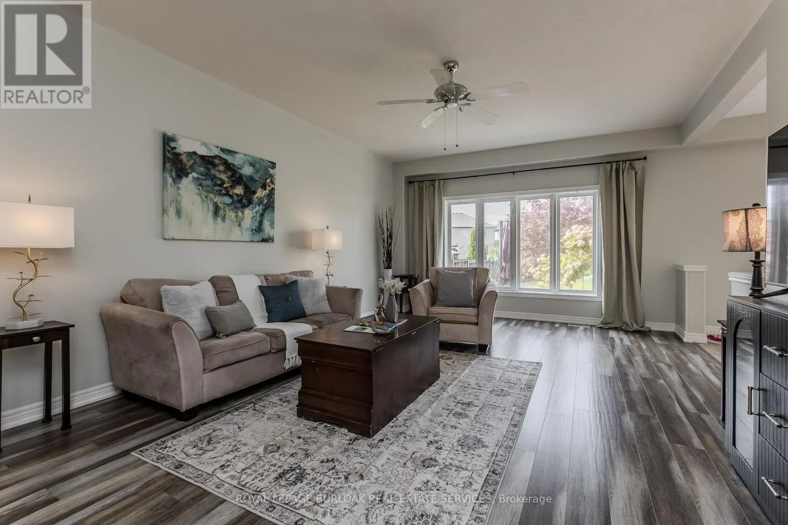 32 GREAT OAK TRAIL
