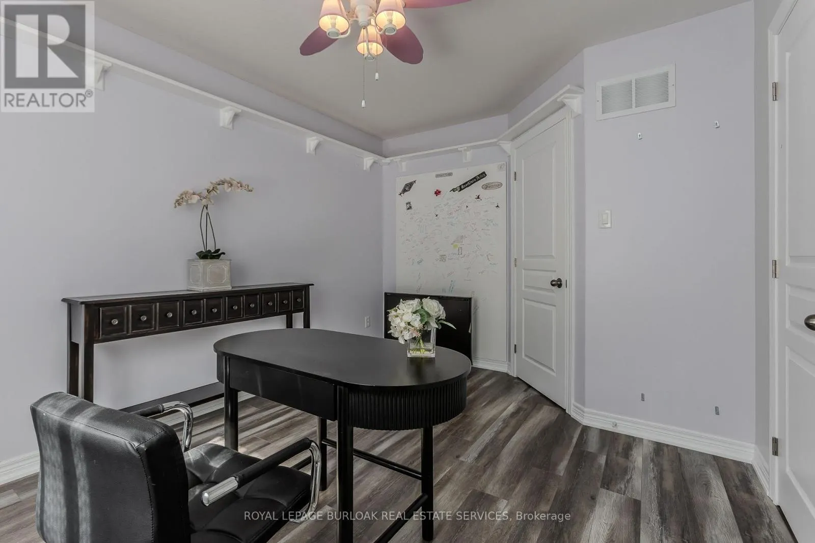 32 GREAT OAK TRAIL