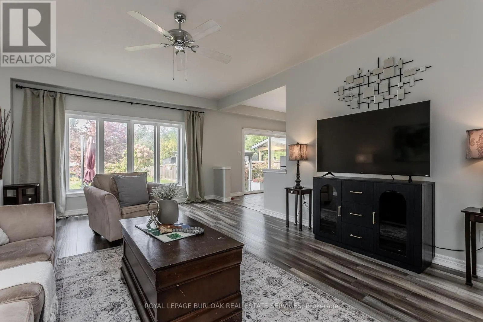 32 GREAT OAK TRAIL
