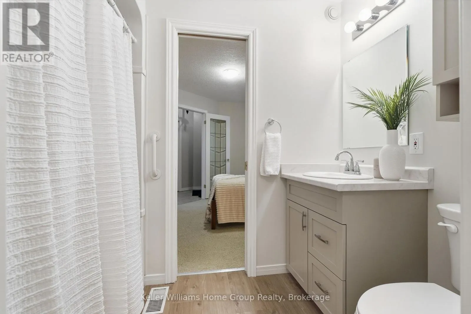 20 - 784 GORDON STREET #20