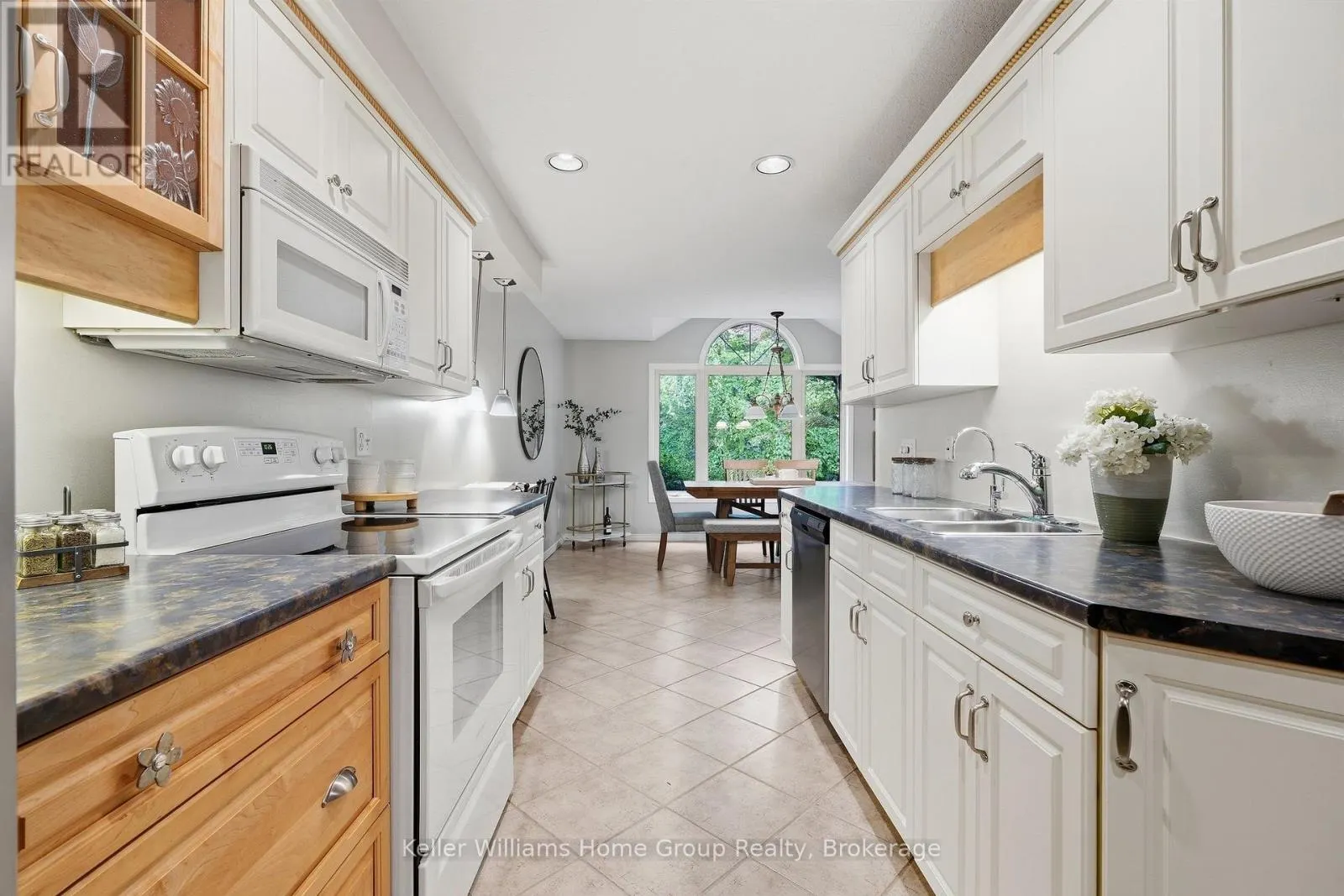 20 - 784 GORDON STREET #20