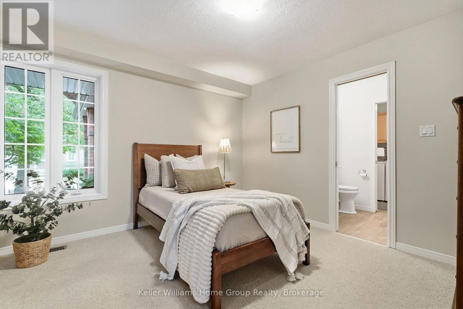 20 - 784 GORDON STREET #20