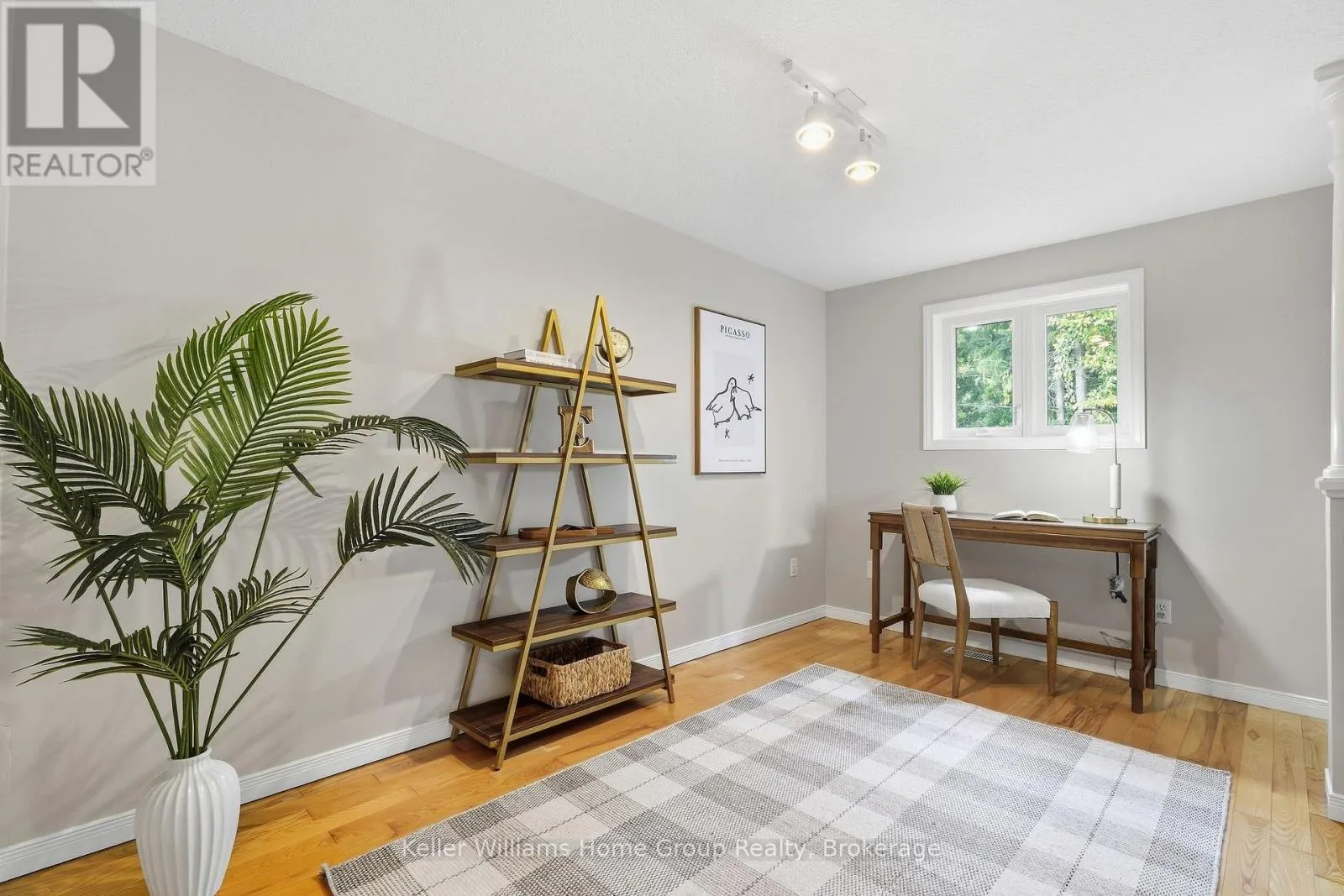 20 - 784 GORDON STREET #20